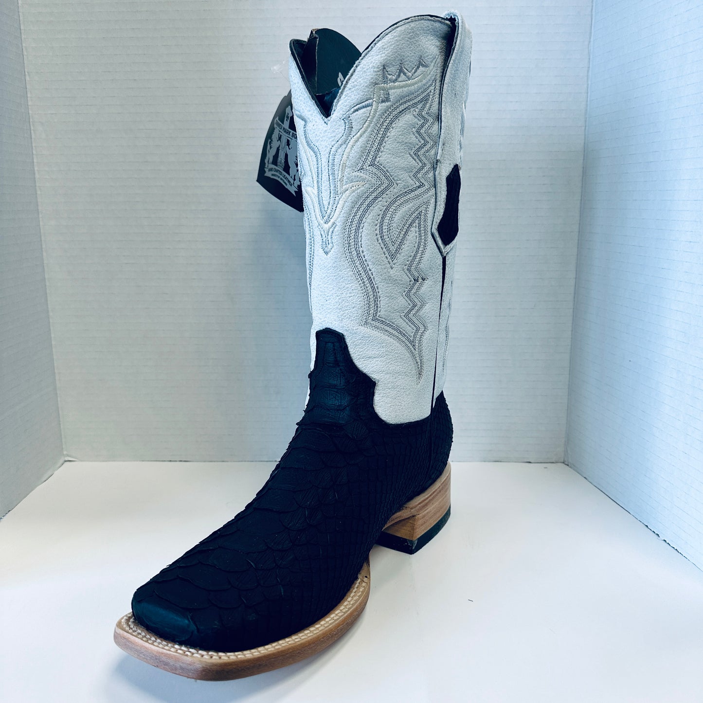 TANNER MARK PHYTON MATTE MONTANA LACE TOP - TMX208121