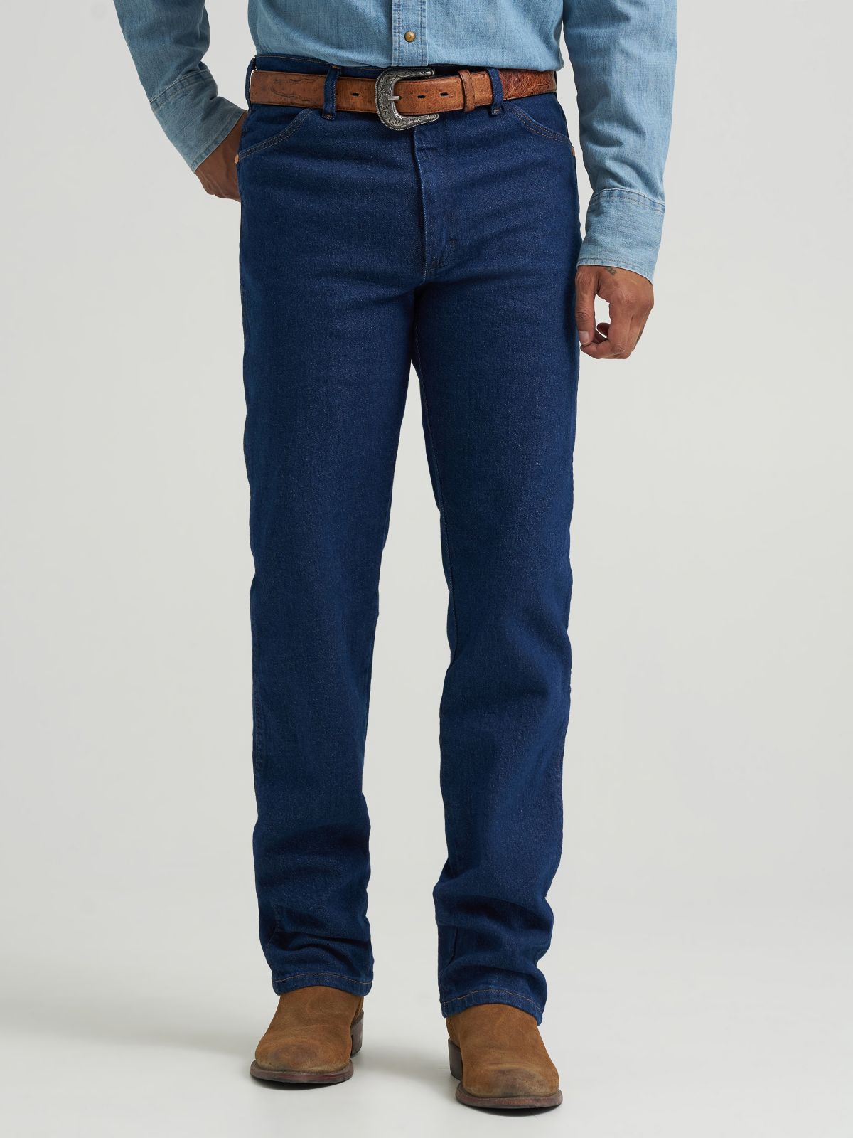 Wrangler 937STR dark stone — back view