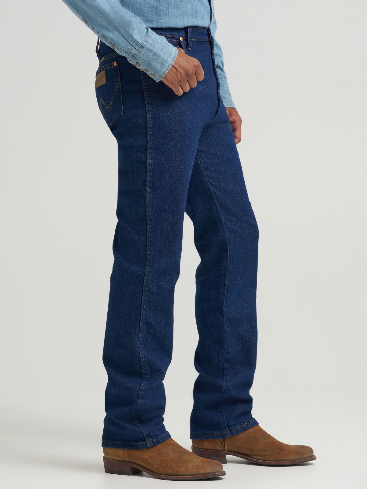 Wrangler 937STR dark stone — detail