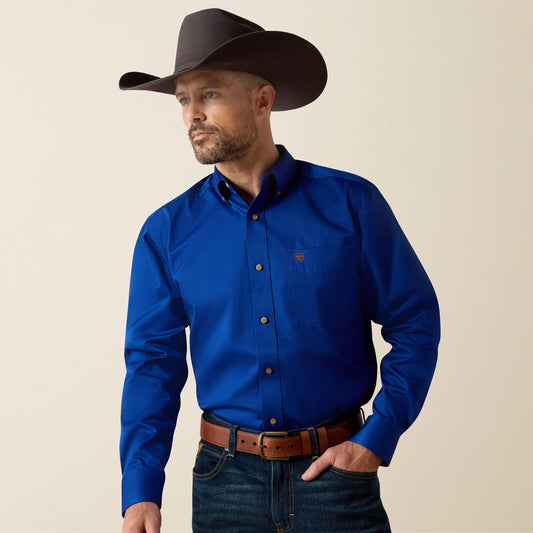 Ariat 10006660 men's solid twill classic fit shirt in ultramarine, front view
