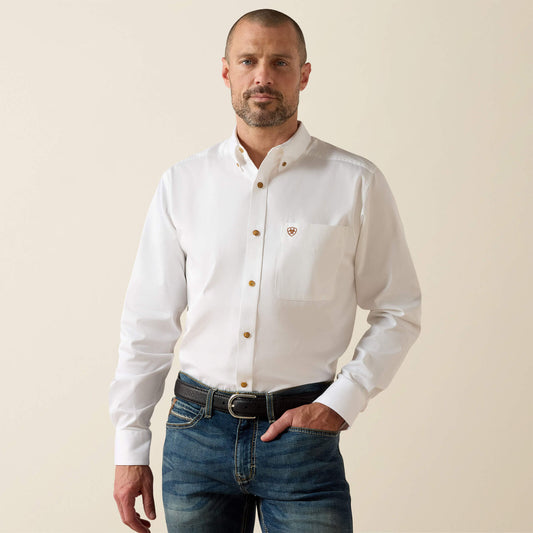 Ariat 10034230 men's solid twill fitted shirt in white, front view