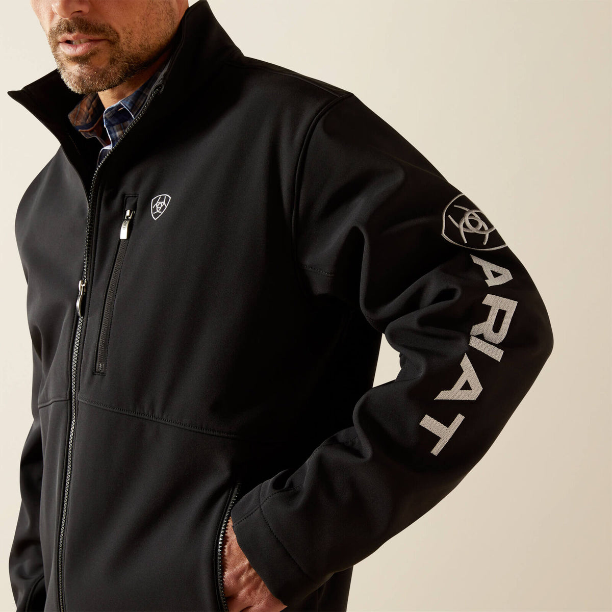 Ariat Logo Softshell Jacket 10062578 Black, detail