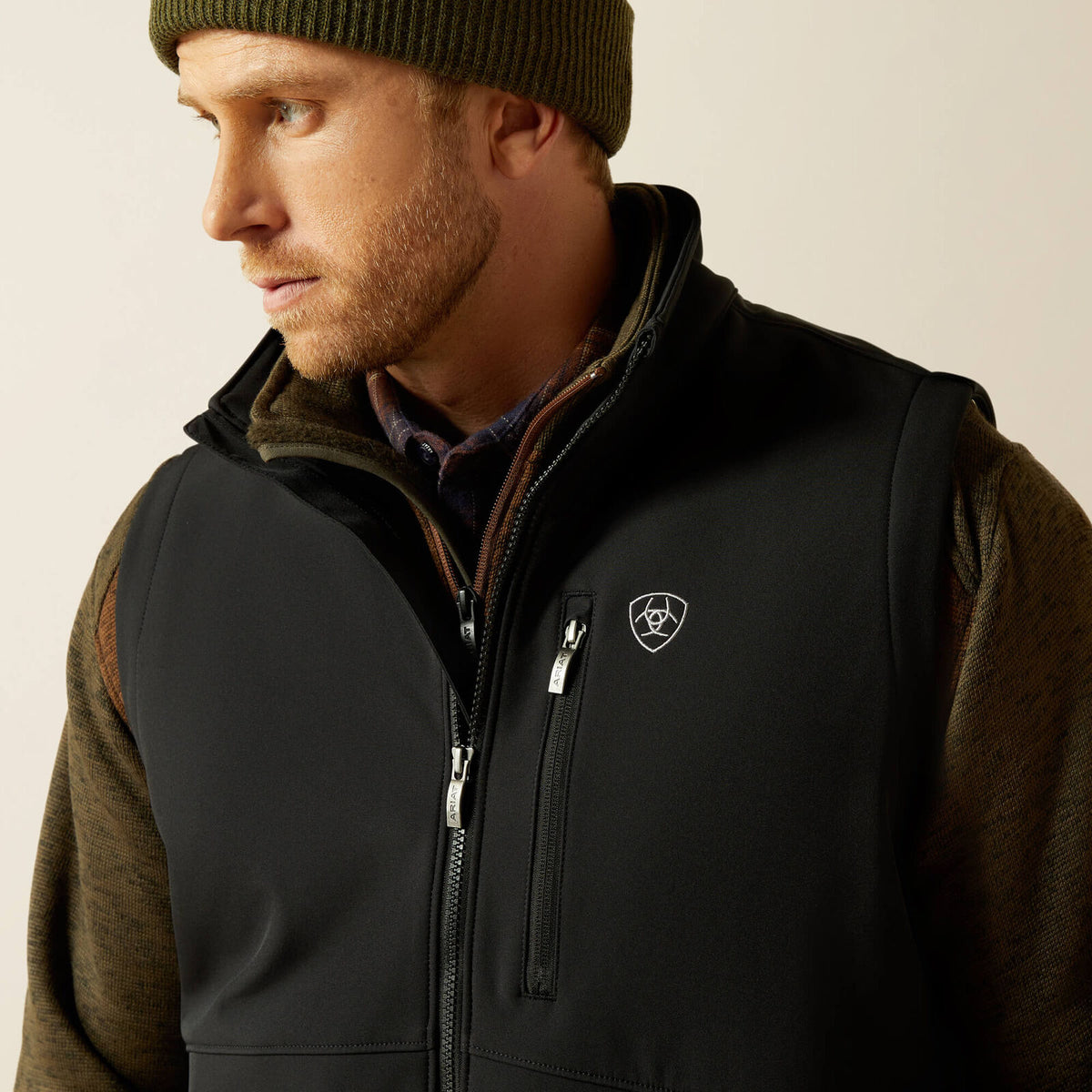 Chaleco Ariat Logo Softshell Hombre Negro - 10062587
