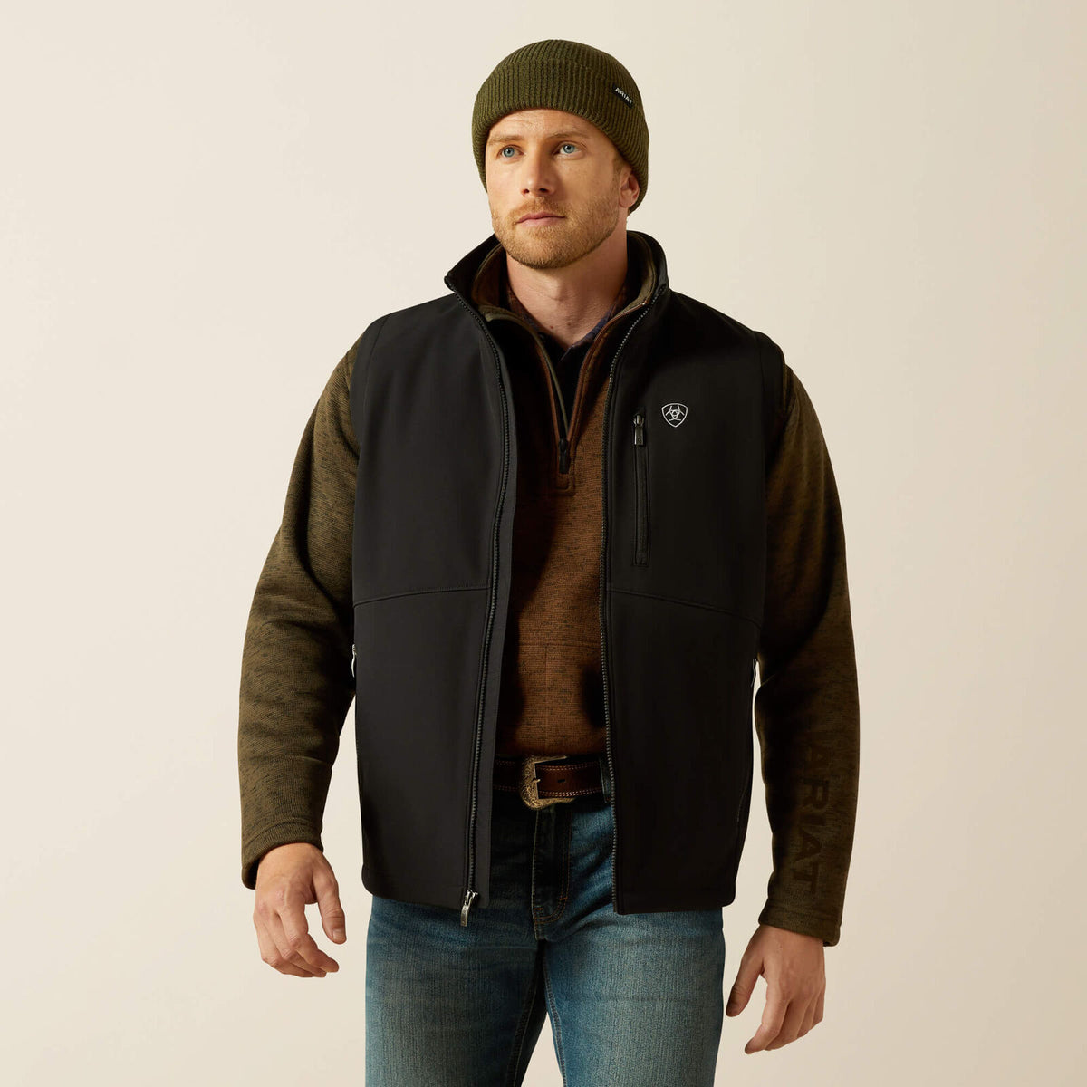 Ariat 10062587 men's Logo Softshell Vest in black, front view