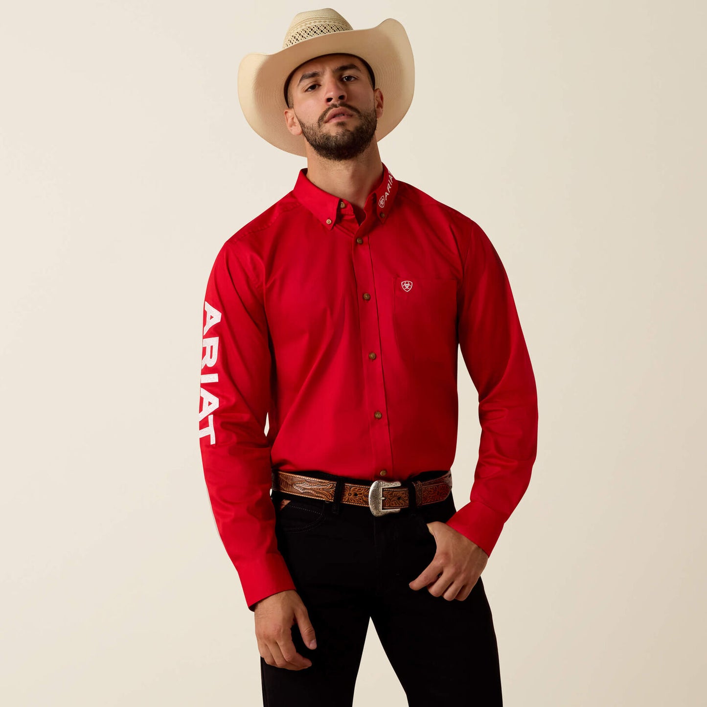 Ariat 10073653 men's Team Logo lightweight twill fitted shirt in Tango Red, front view