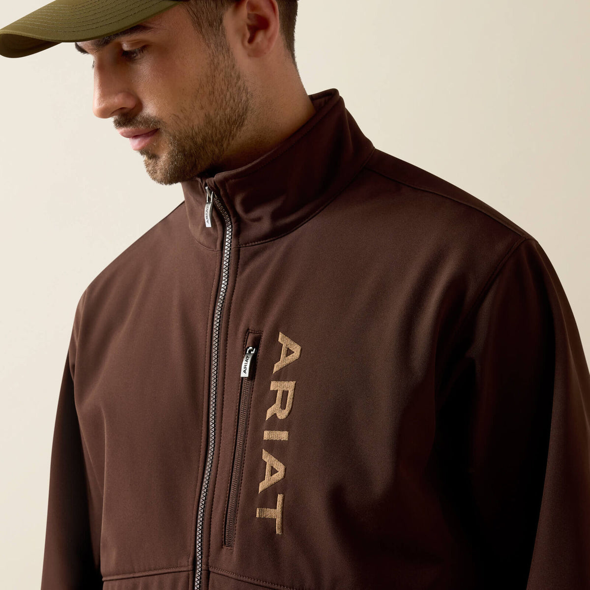 Ariat Chest Logo Softshell Jacket 10079279 Mole, pocket detail