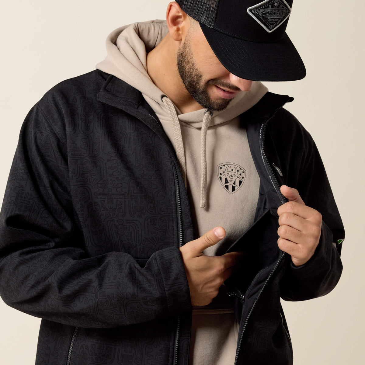 Ariat Logo Softshell Jacket 10079490 Black/Mexico, pocket detail