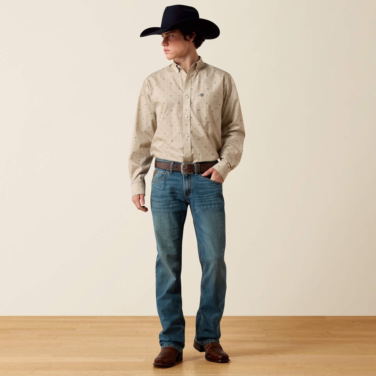 Ariat 10080581 men's Wrinkle Free Sam Classic Fit Shirt in oyster grey western motif print, full view