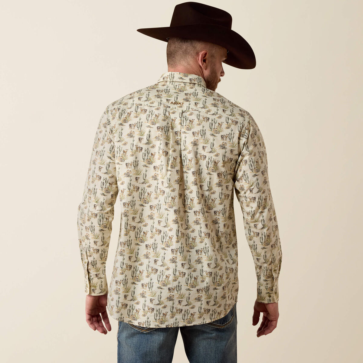 Ariat 10080719 Luthor classic fit shirt in cream multi scenic print, back view
