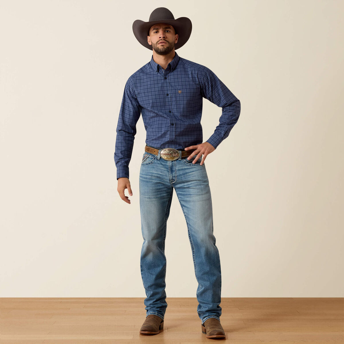Ariat M2 Beckett men's boot cut jean in Dax wash, full length view