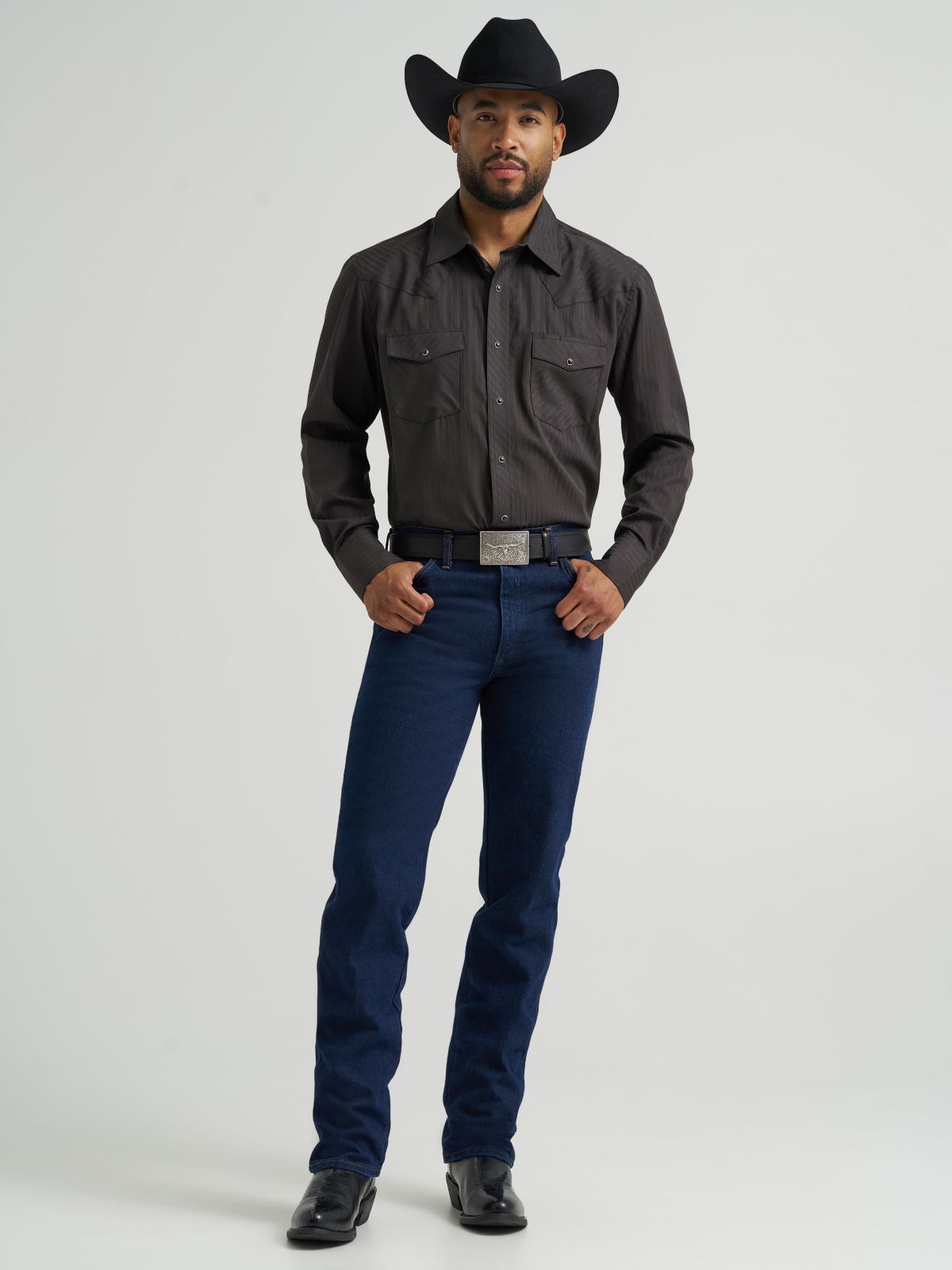 Wrangler 10933SEDD Cowboy Cut Silver Edition slim fit jean in dark denim