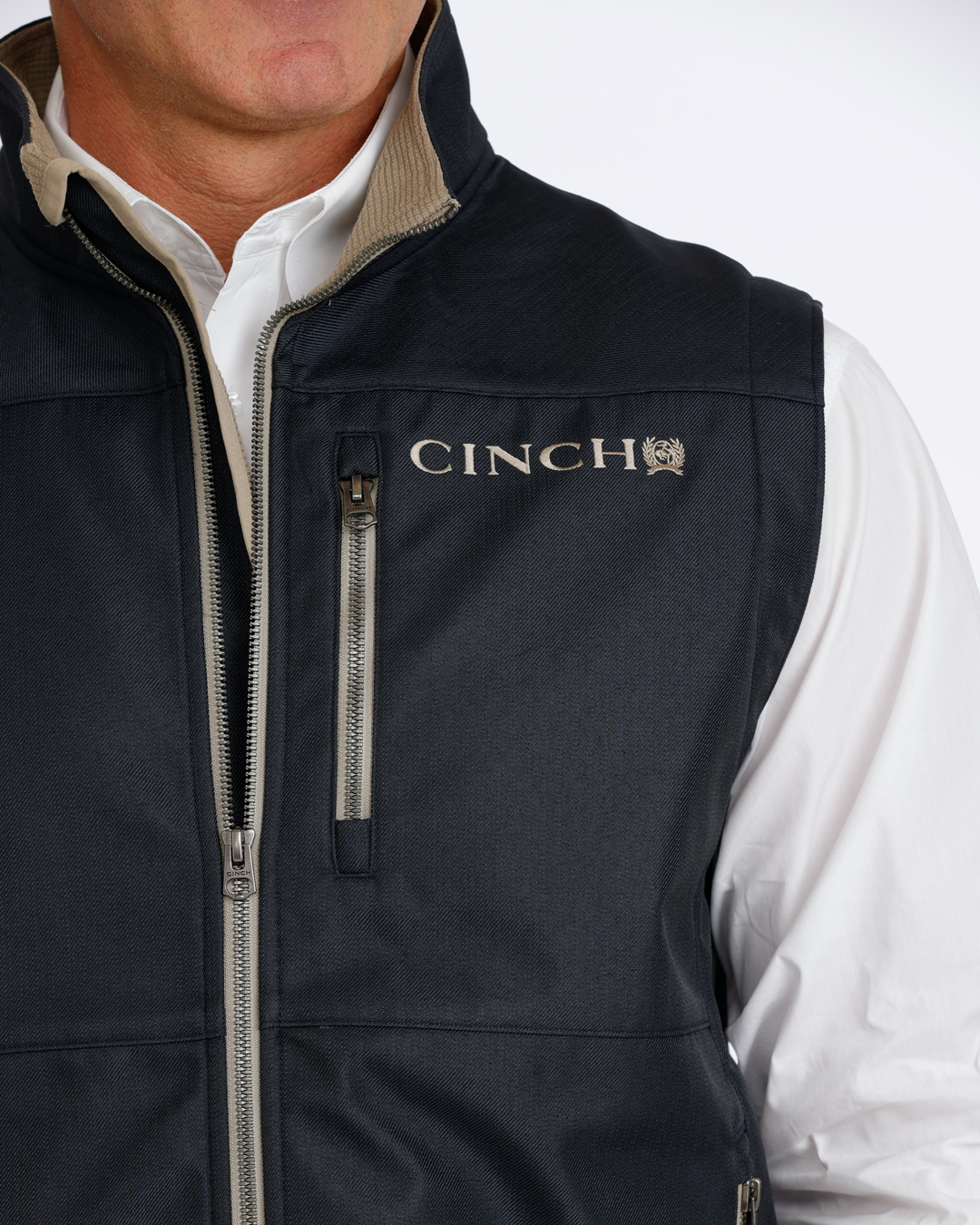 Cinch Men's Bonded Vest MWV1515032 in Navy, chest and logo detail