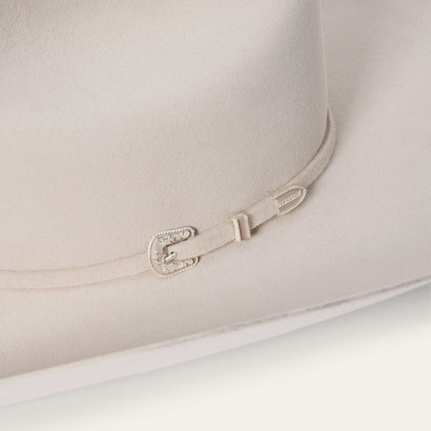 Stetson Skyline 6X USA 250 Edition, American flag hat pin detail