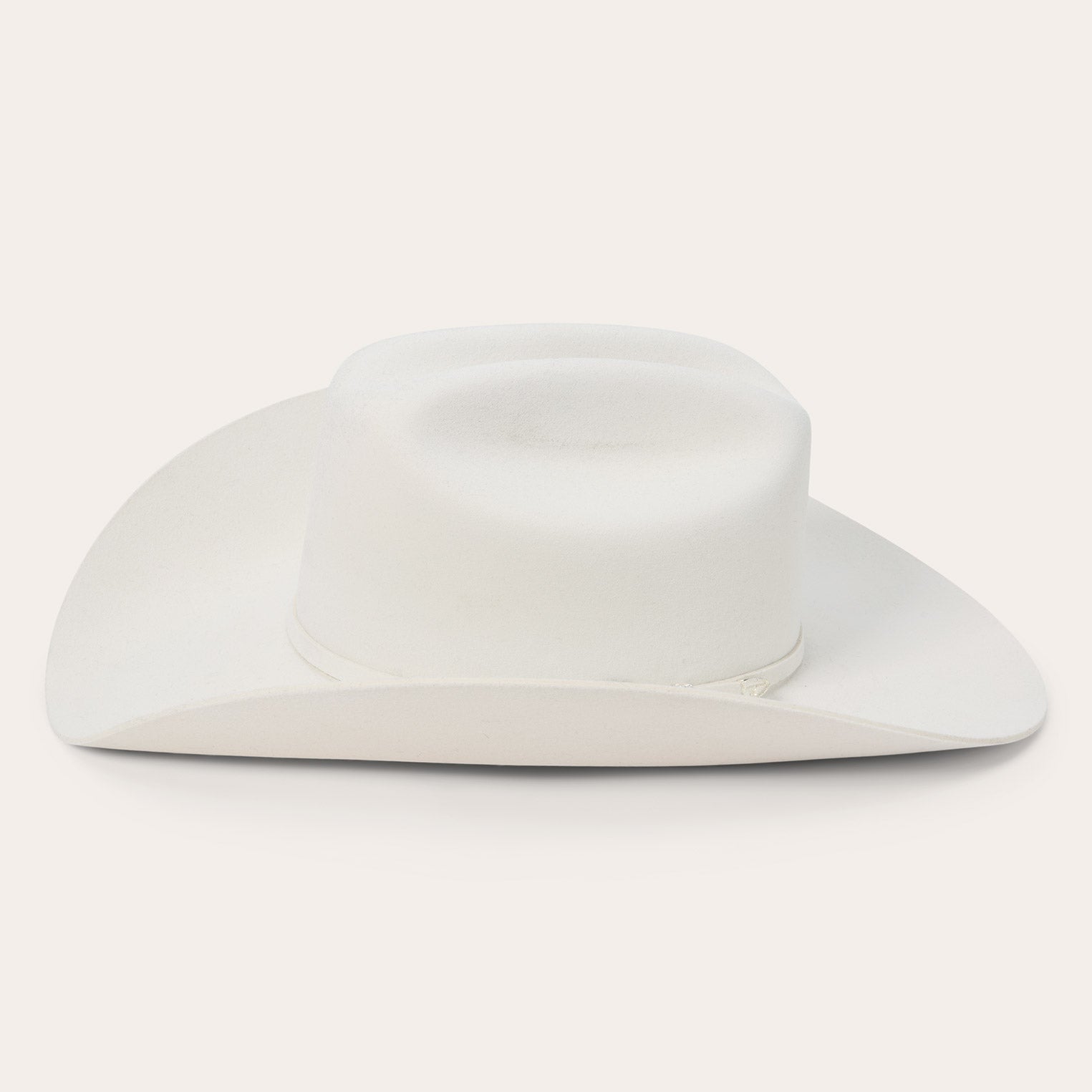 Stetson Deadwood 4X white cowboy hat, three-quarter view